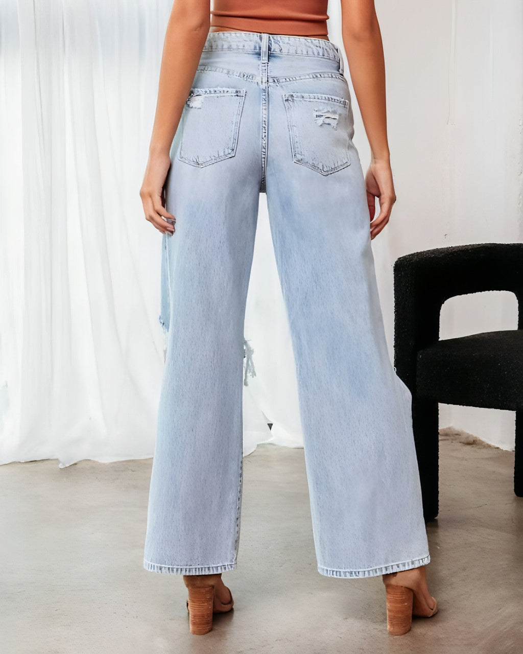 Ripped Slimming Jeans